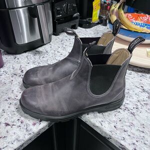 Mens Blundstone Leather Slipon Boot (Size 10)